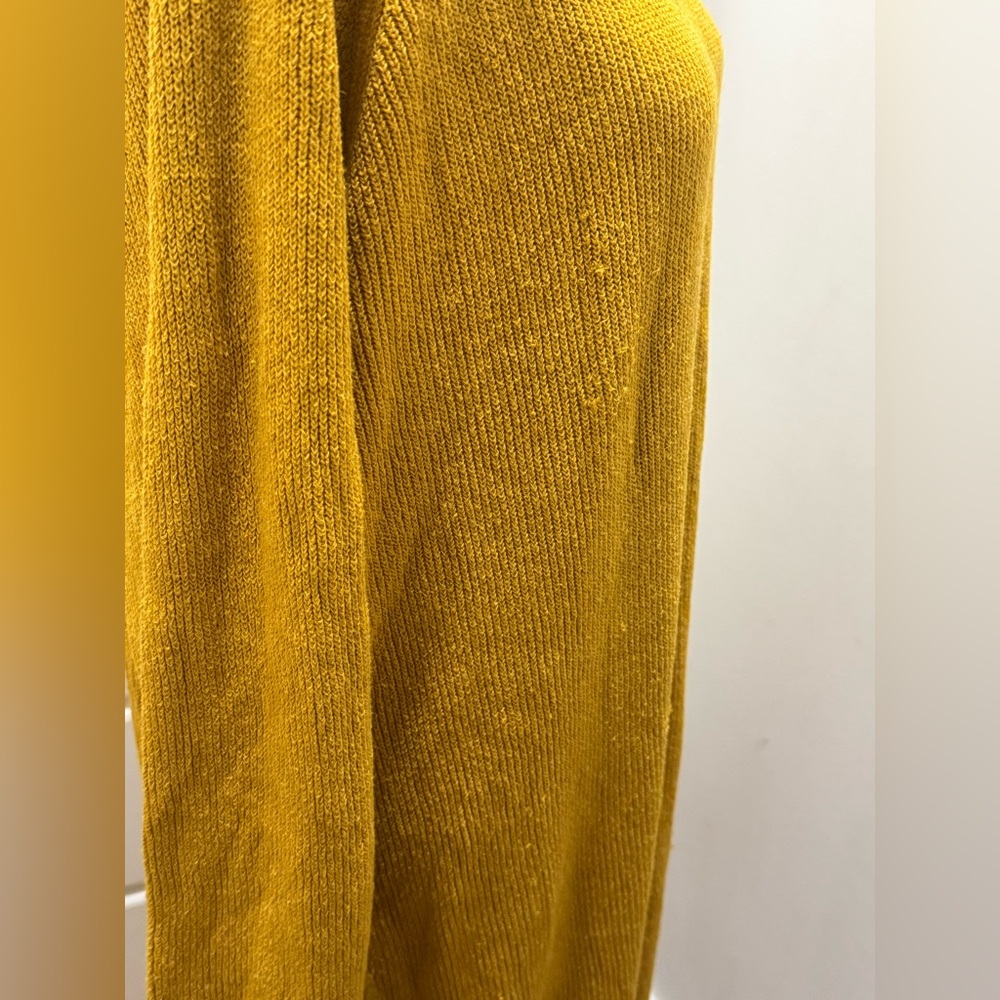 Free People Beach. Mustard Ribbed Sweater Dress. Size Large. - Picture 9 of 11